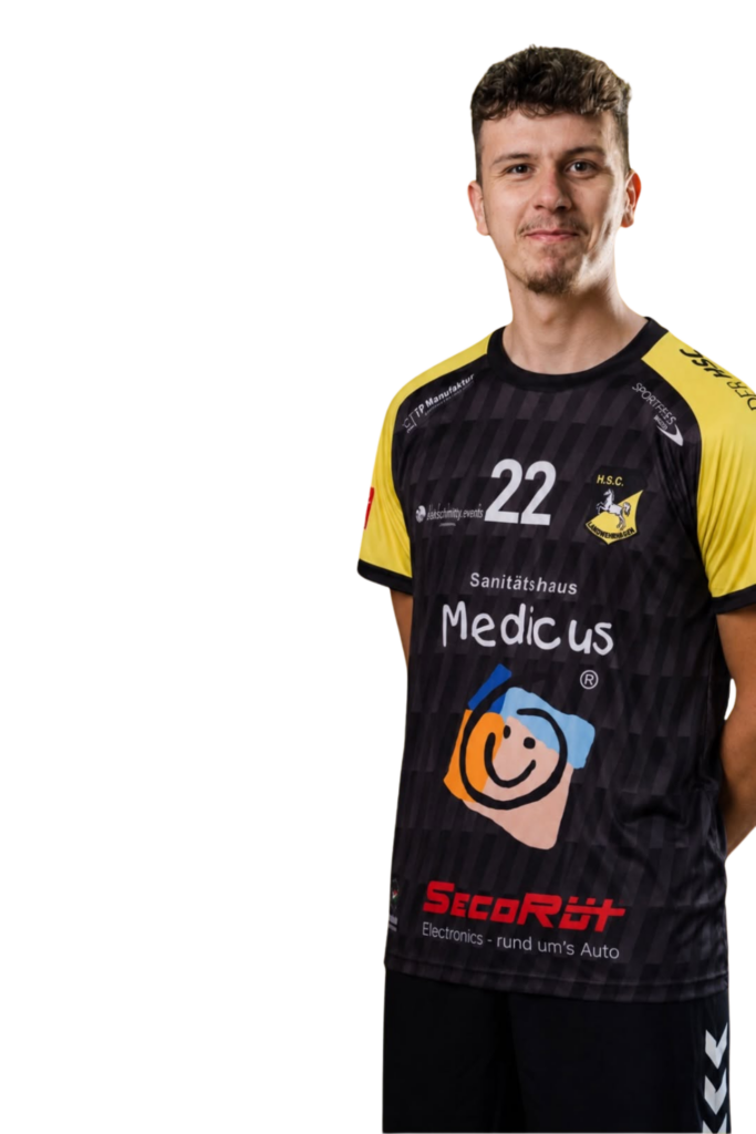 m 22 nick aaron